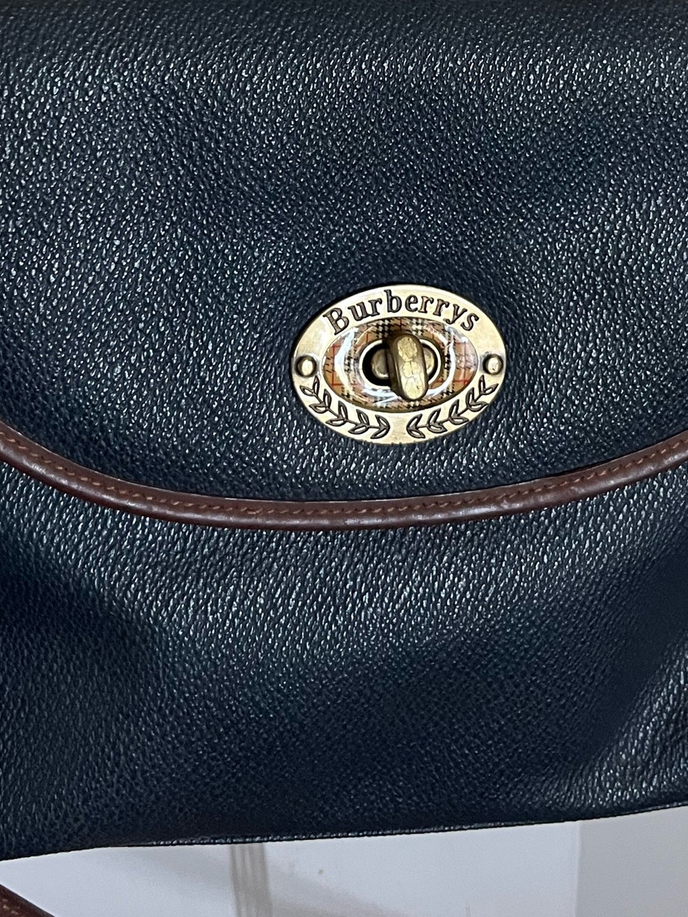 Vintage Burberry - Navy with Brown Trim Leather Shoulder bag - Picture 3 of 5